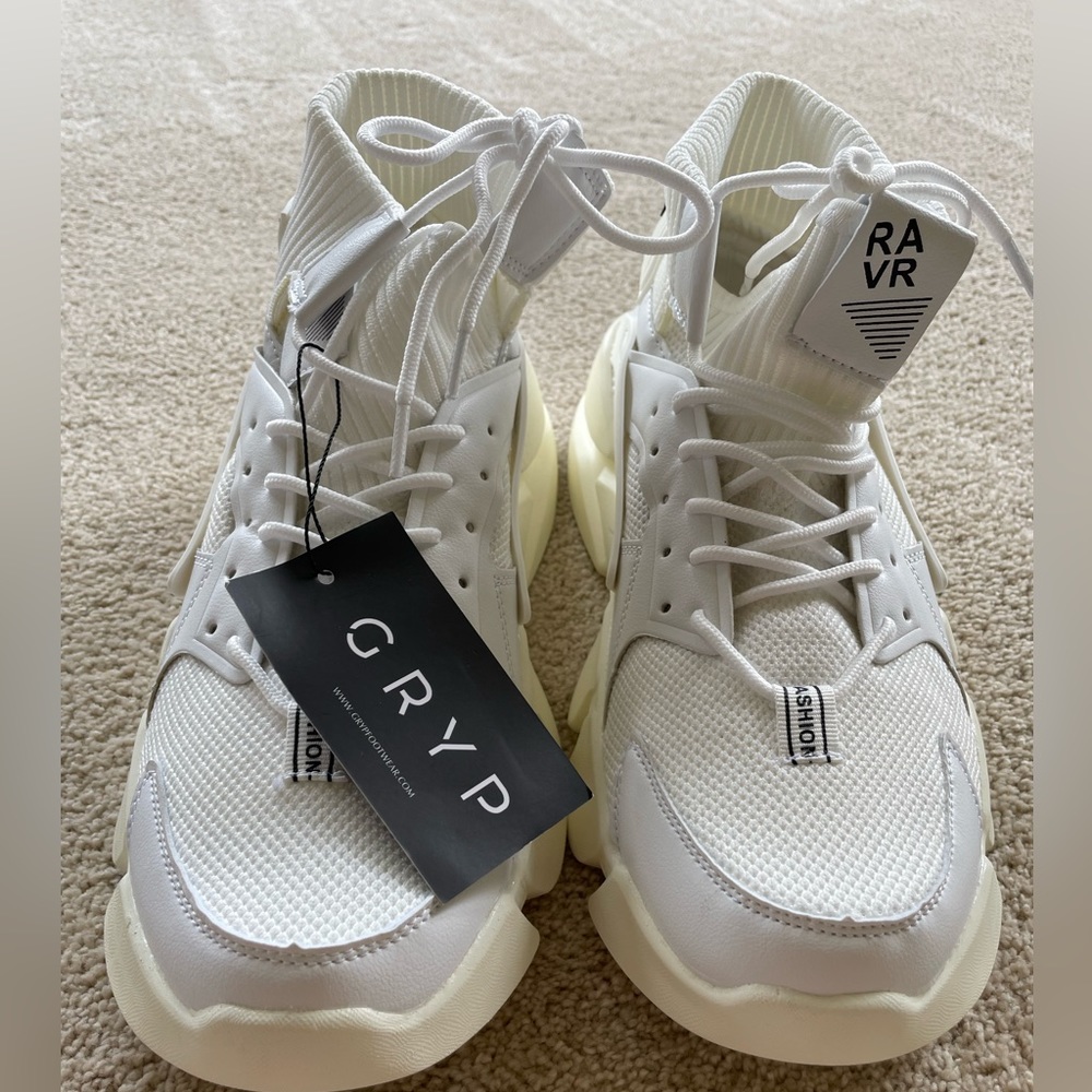 Men’s NWT Gryp fashion athletic shoes size 44